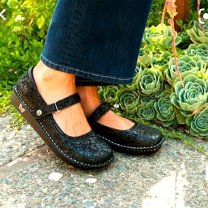 Alegria Belle desert shoes!!!